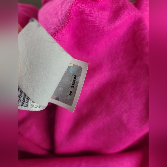 The North Face Pink tank top- Womens size medium - Picture 5 of 5